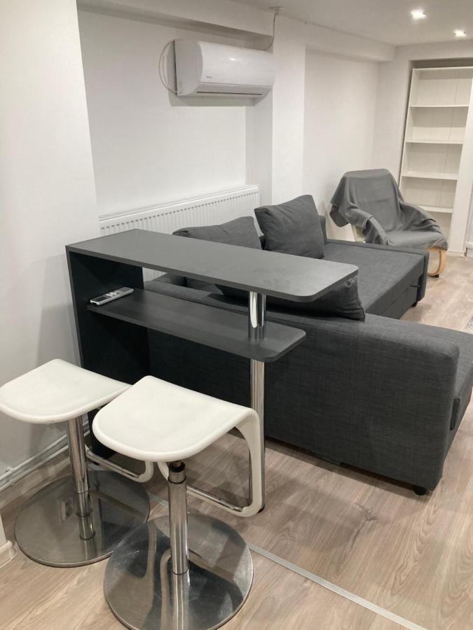 דברצן Dobozi Apartman מראה חיצוני תמונה