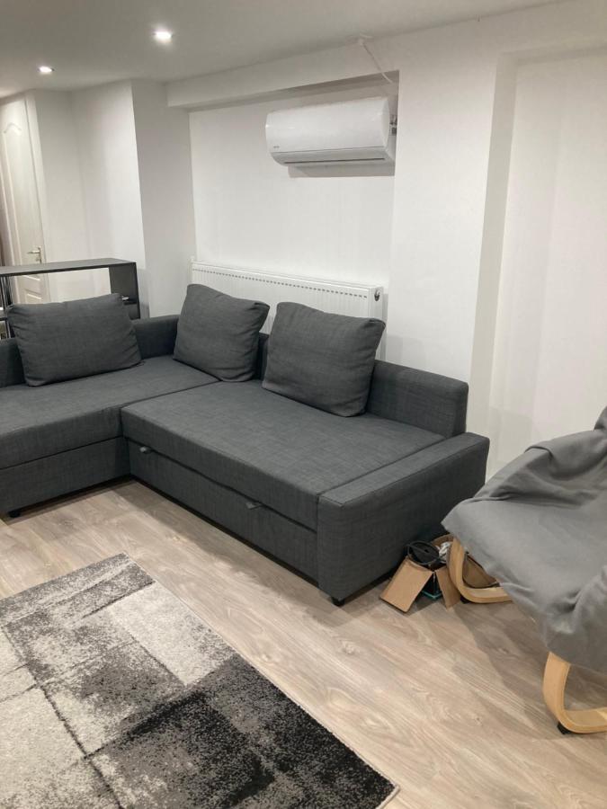 דברצן Dobozi Apartman מראה חיצוני תמונה
